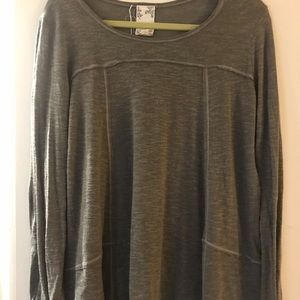 Green Long Sleeve Top